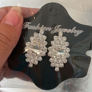 NWT! High Fashion clip on Crystal earrings!